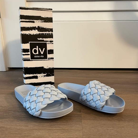 DV Dolce Vita Paddy Woven Footbed Sandal - Picture 7 of 11